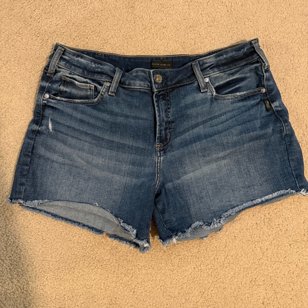 Silver Jeans Medium Blue Denim Shorts